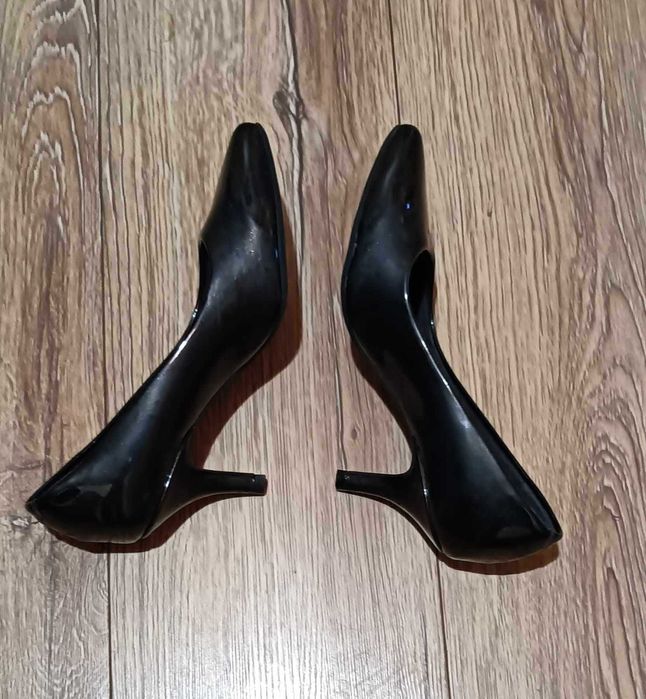 Szpilki czarne rozmiar 37