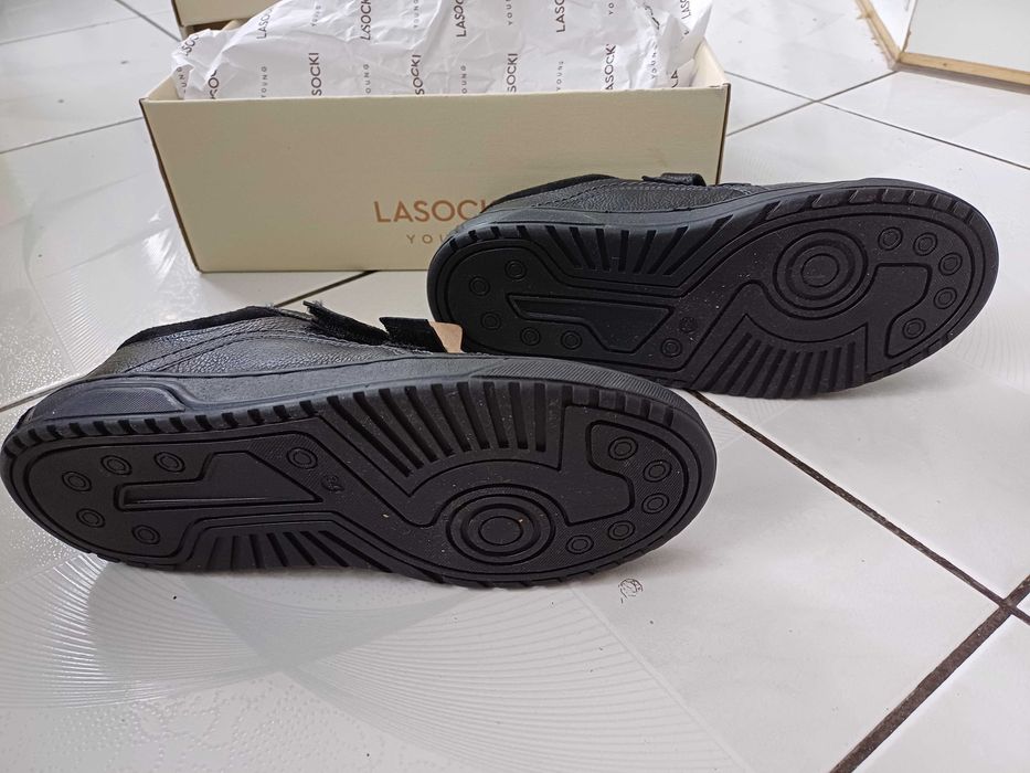 Nowe buty skórzane Lasocki Young r. 34