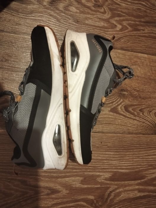 Кросівки Skechers на балонах