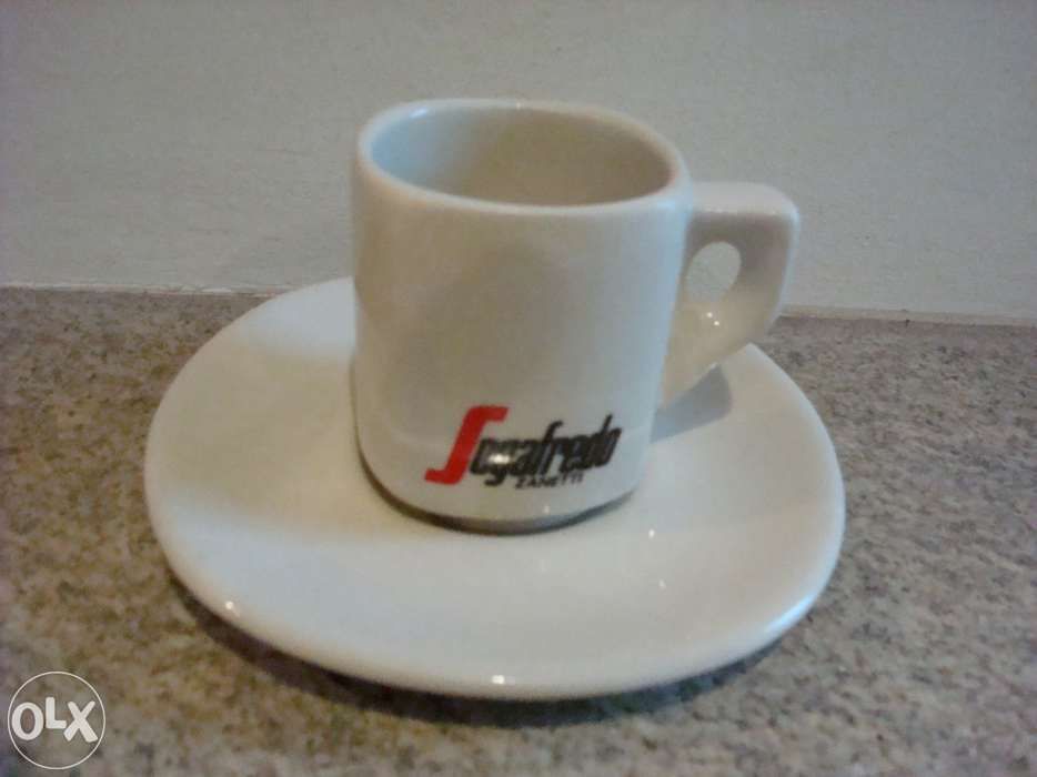 Chávena de café Boundi, Delta (para colecção) e outras