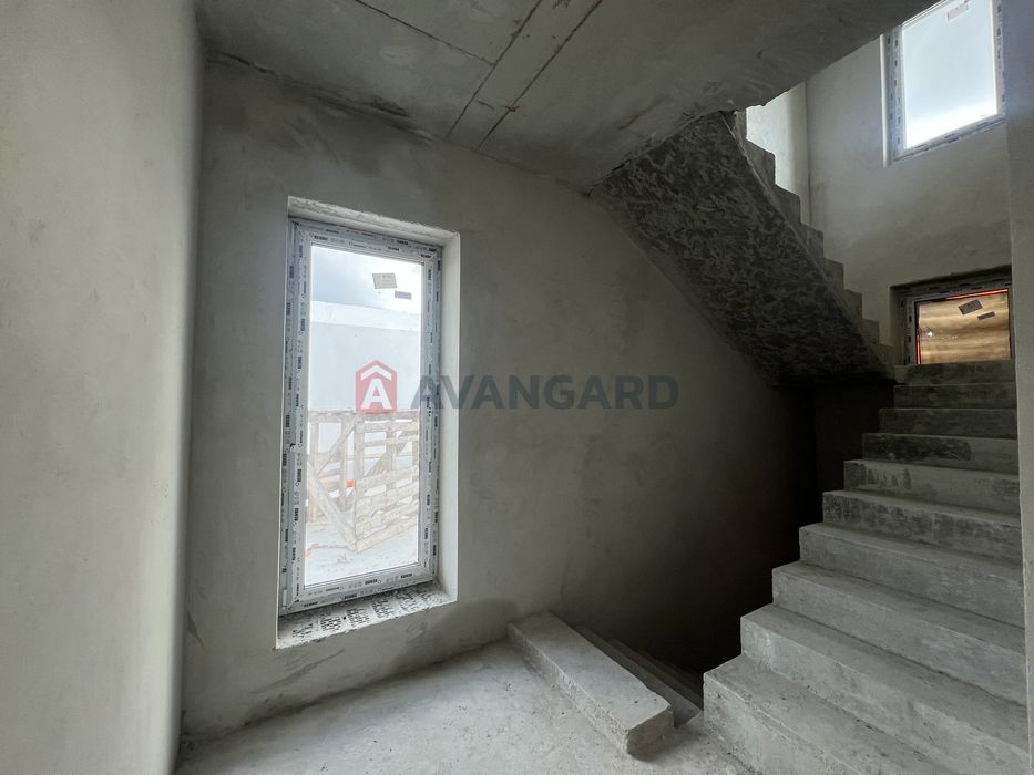 Продаж будинку | КМ SMARAGD TOWN | Бартатів