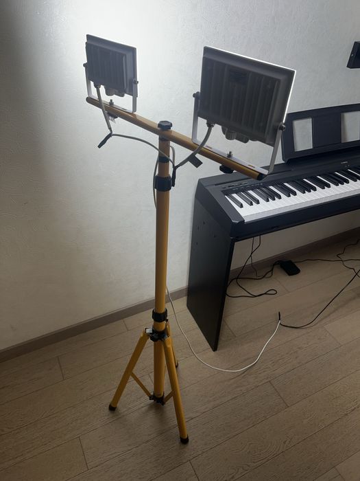 Стойка, штатив, прожектор 30w и 50w