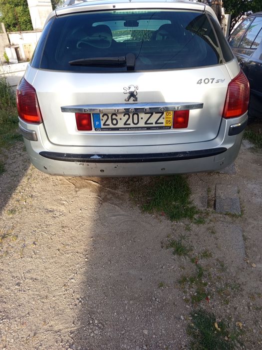 Peugeot 407 sw avariada