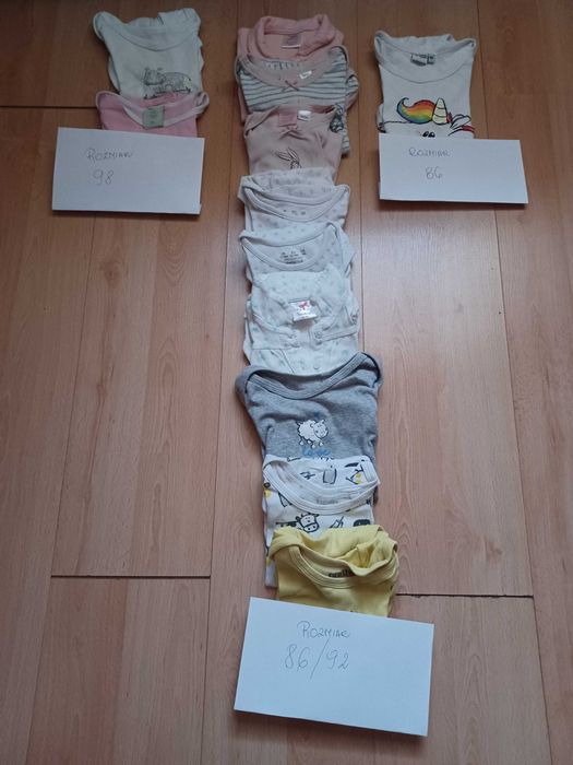 Body z krótkim rękawem