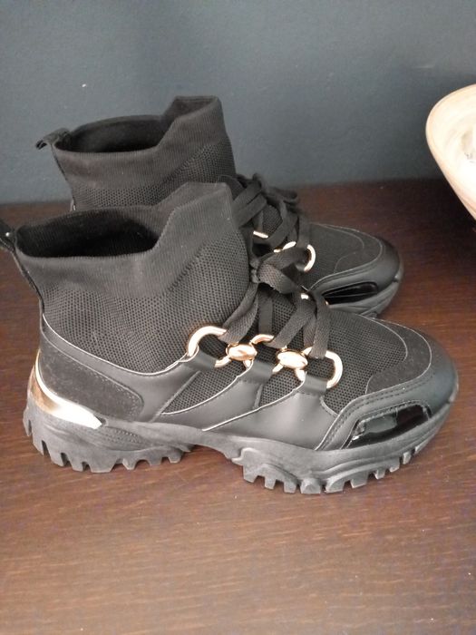 Czarne sneakersy