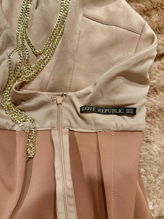 Сукня коктейльна блідо-рожева