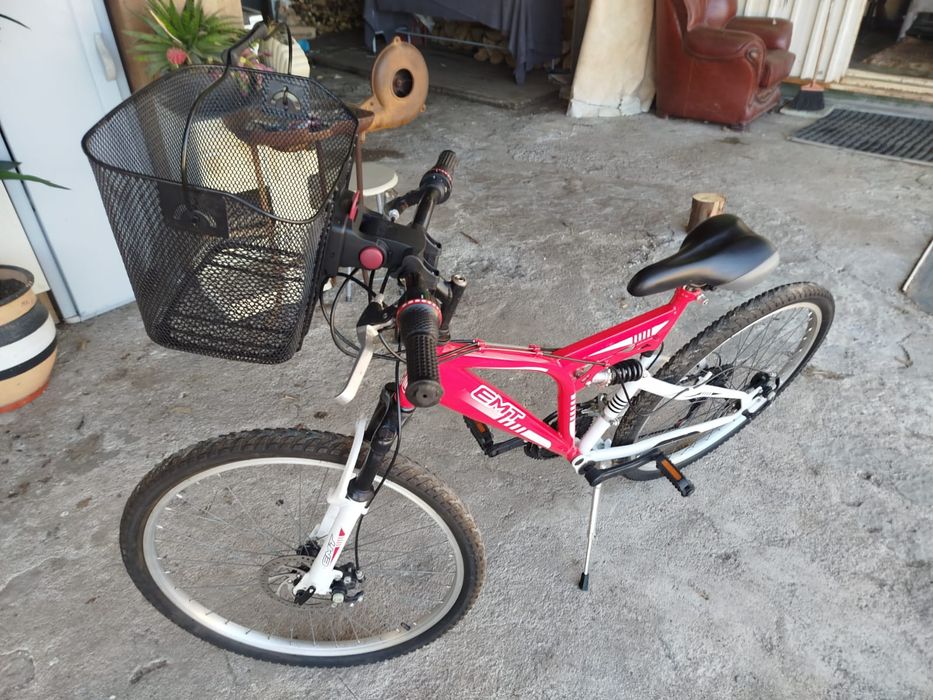 Bicicleta EMT em bom estado
