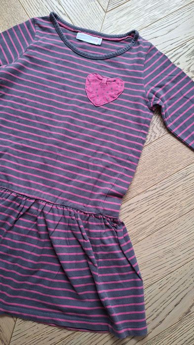 Sprzedam tunikę dziewczęcą 128