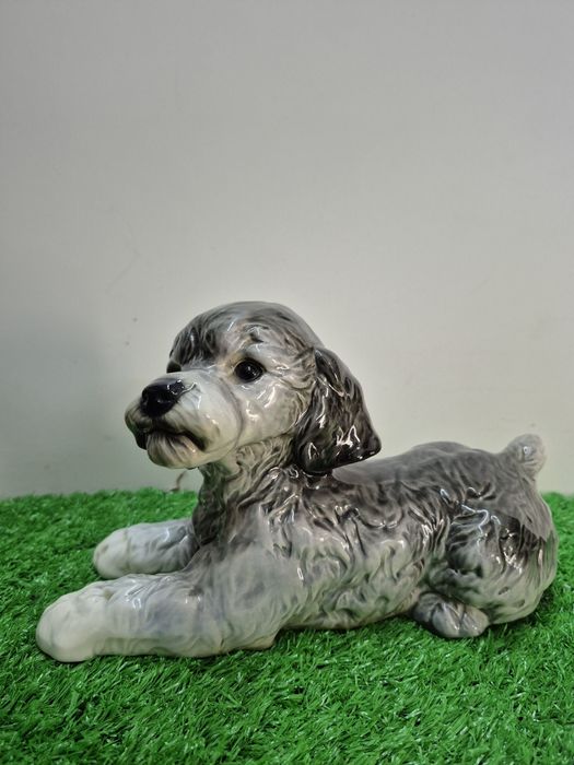Duża porcelanowa figurka szczeniaka Pudelka GOEBEL