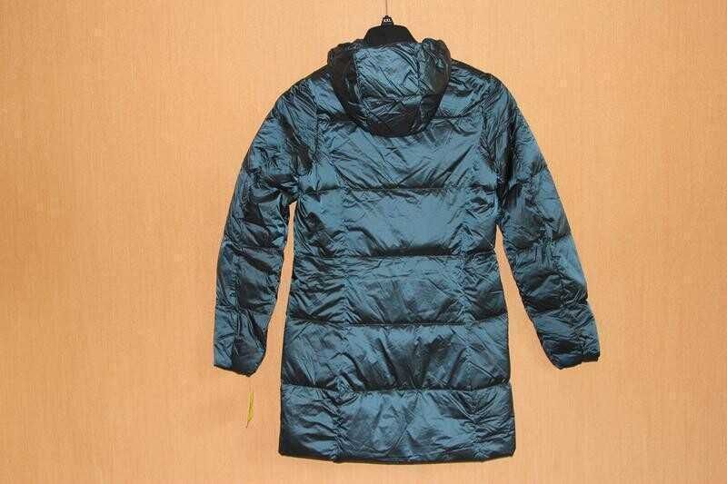 Куртка женская, пуховик Eddie Bauer, размер S