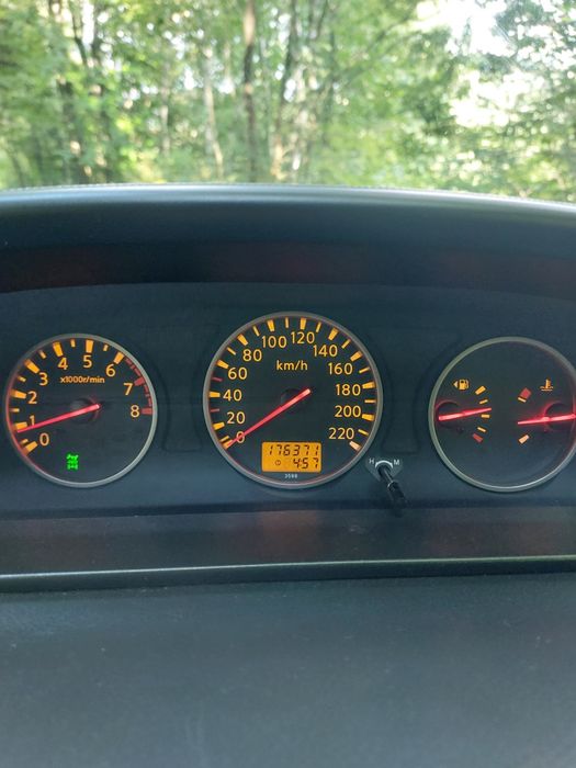 Sprzadaż auta Nissan Xtrail T30  2003 ,LPG