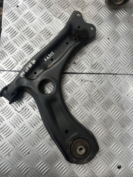 Рычаг передний Skoda rapid рапид Шкода 1.2 об