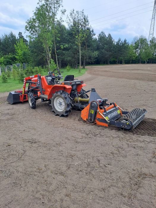 Traktorek 4x4 z glebogryzarką separacyjną wynajem bez operatora , ogrody, trawnik , glebogryzarka
