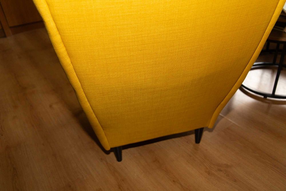 fotel żółty ikea