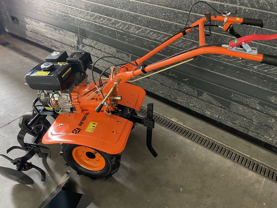 Motoenchada de caixa