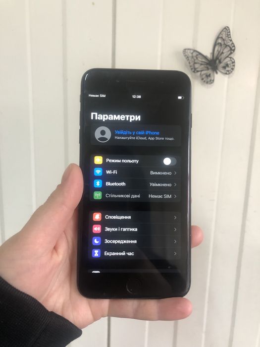 Продам iPhone 7+  neverlock