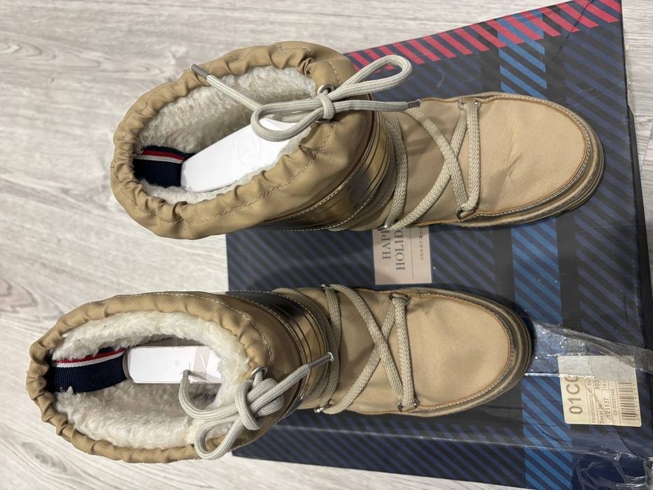 Tommy Hilfiger, бежевий колір Зимові ботинки снігоступи