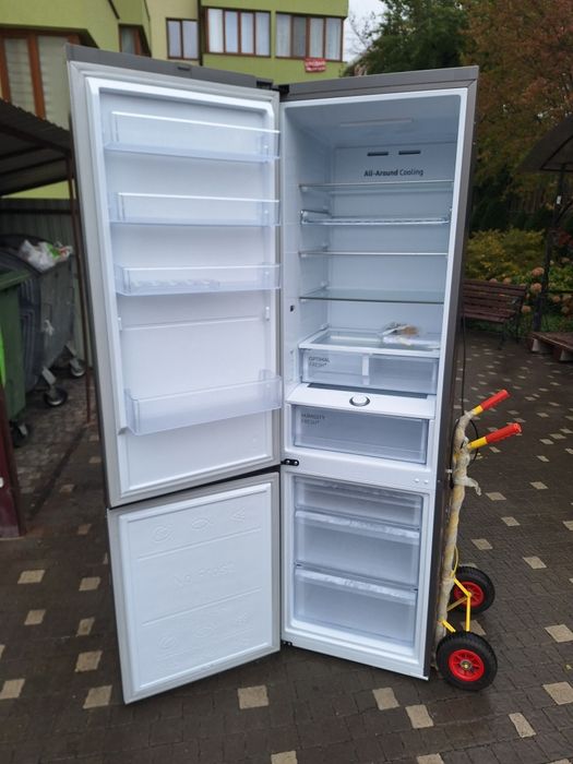 Холодильник samsung 2м noFrost wifi 25рік