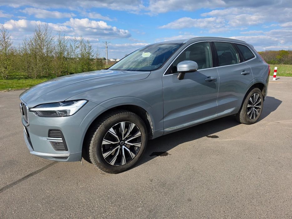 Volvo XC 60 Volvo XC60 (Polestar: podniesiona moc do 220 KM) B4 Mild Hybrid