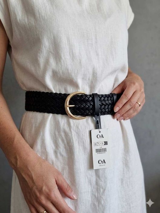 Czarny, szeroki pasek