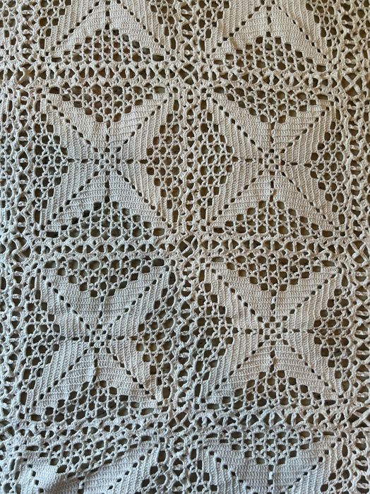 Colcha de renda em crochet feita à mão