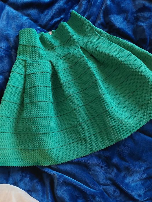 Спідниця крутезна, нова