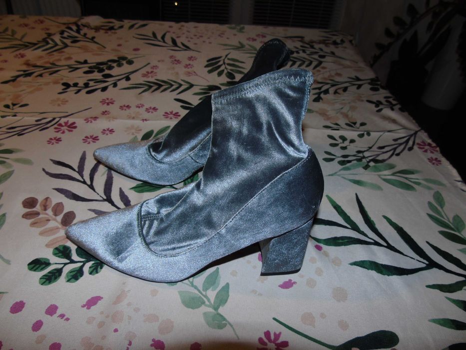 Reserved r.40 Buty Botki Piękne