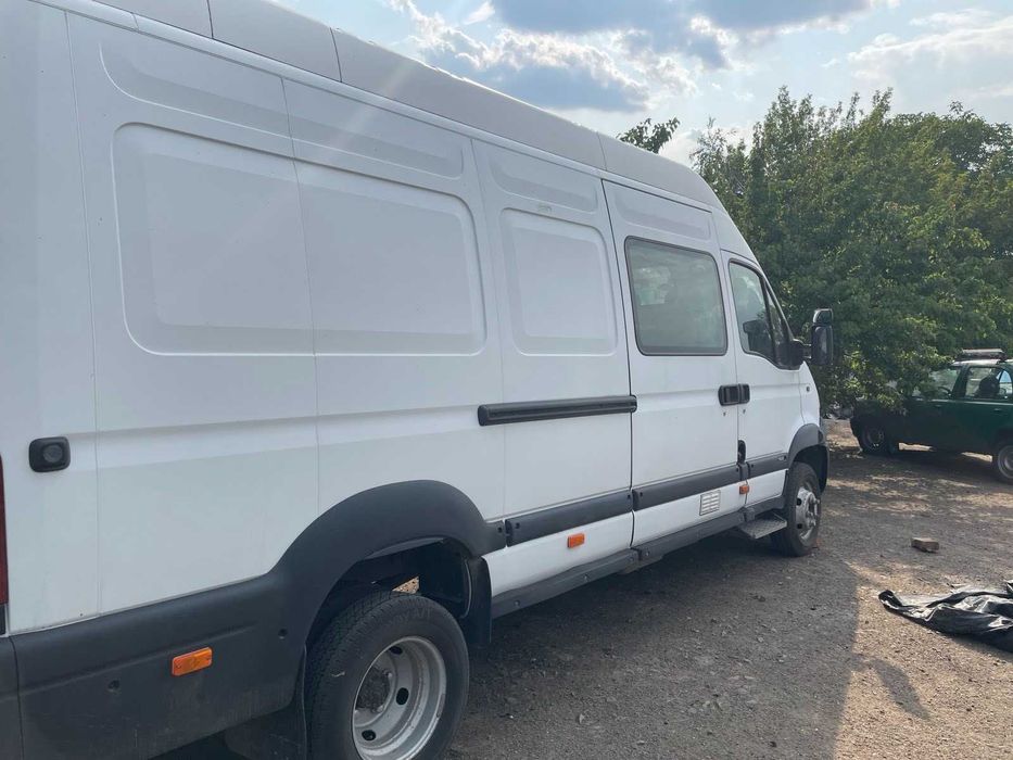 Грузоперевозки  .