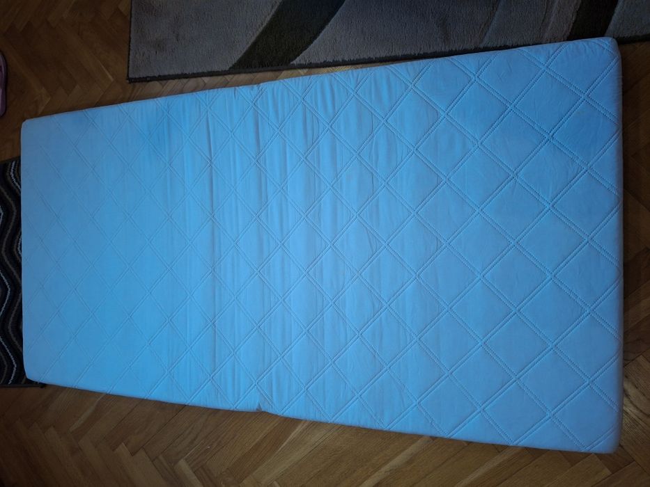Oddam PILNIE Materac 160 x 80 cm - ZA DARMO