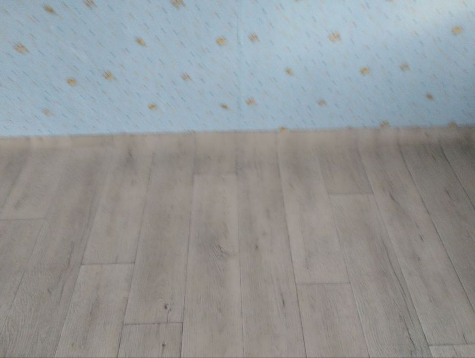 Продам лінолеум Tarkett утеплений 4.25*3.45