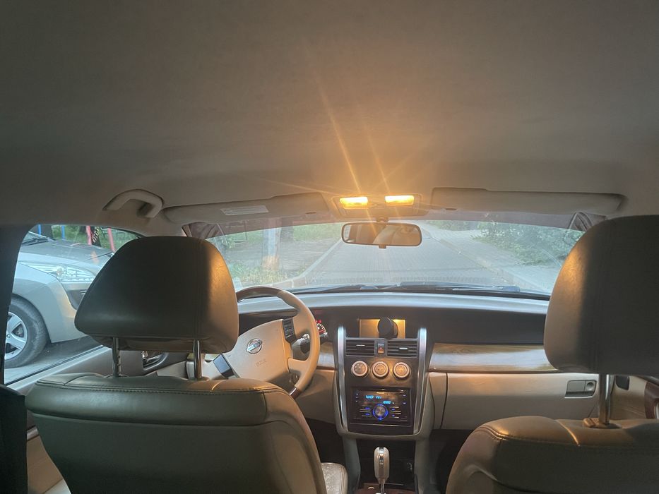 Nissan TEANA J31