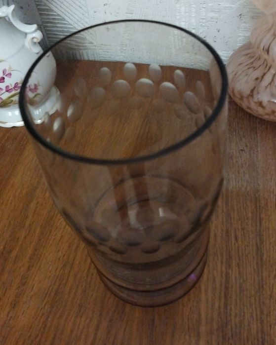 Продам вазы стеклянные.