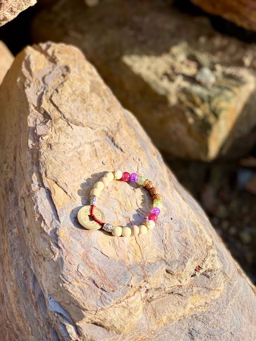 Pulseira peça unica Tri Hita Karana