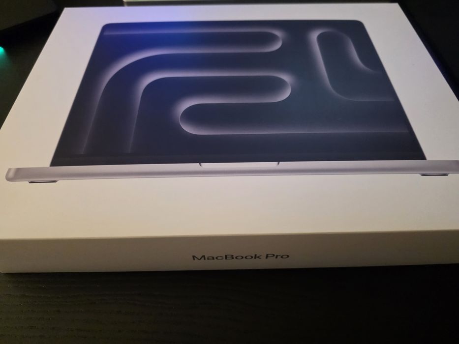 Macbook PRO 14 M5 32GB 1TB *novo*