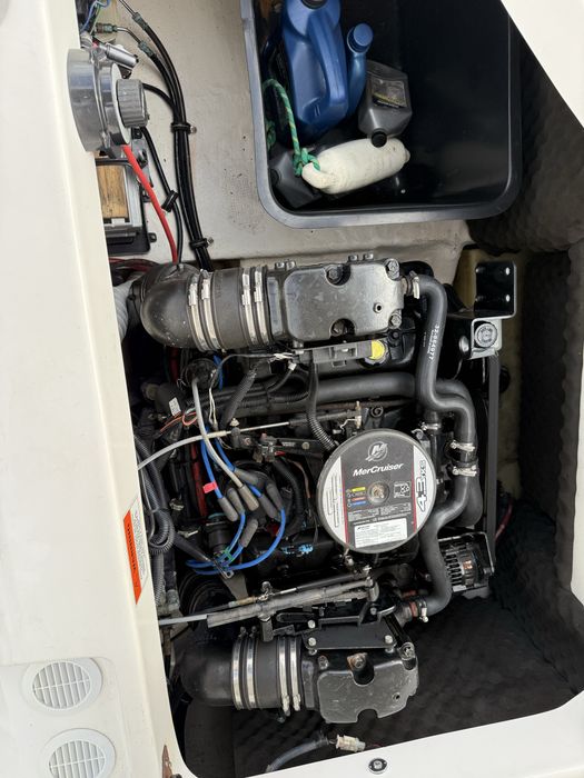 Łódź motorowa rinker 192 captiva 4,3v6