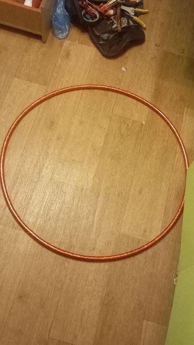 Обруч для фитнеса и гимнастики (хулахуп)