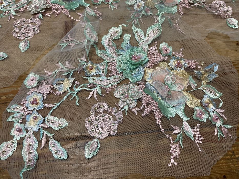 Bordados apliques 34x27 cm