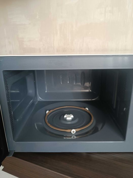 Микроволновая печь LG MS-2347B