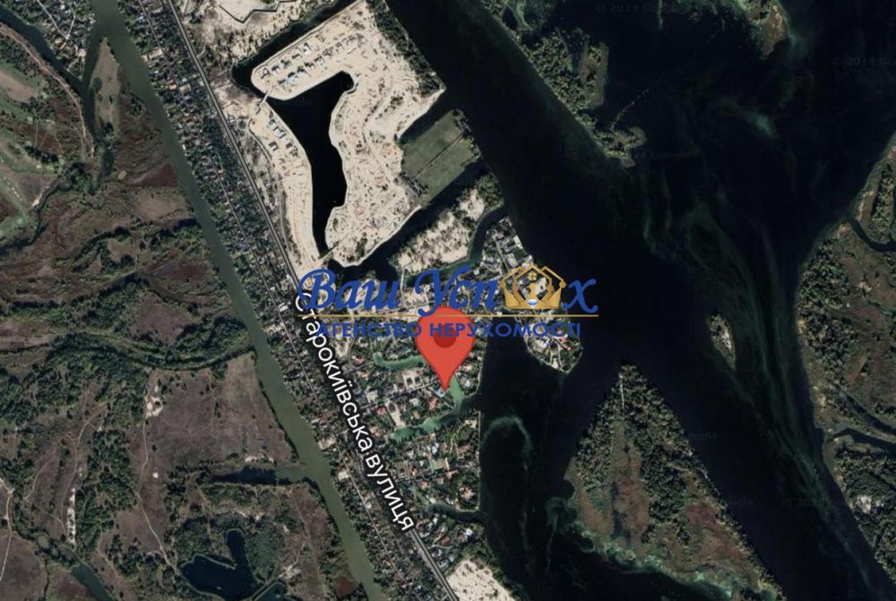 Продажа земли с выходом на воду  в городке на Дамбе.Козин.