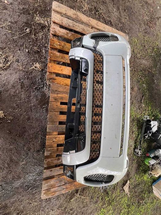 Бампер RANGE ROVER EVOQUE рейсталінг