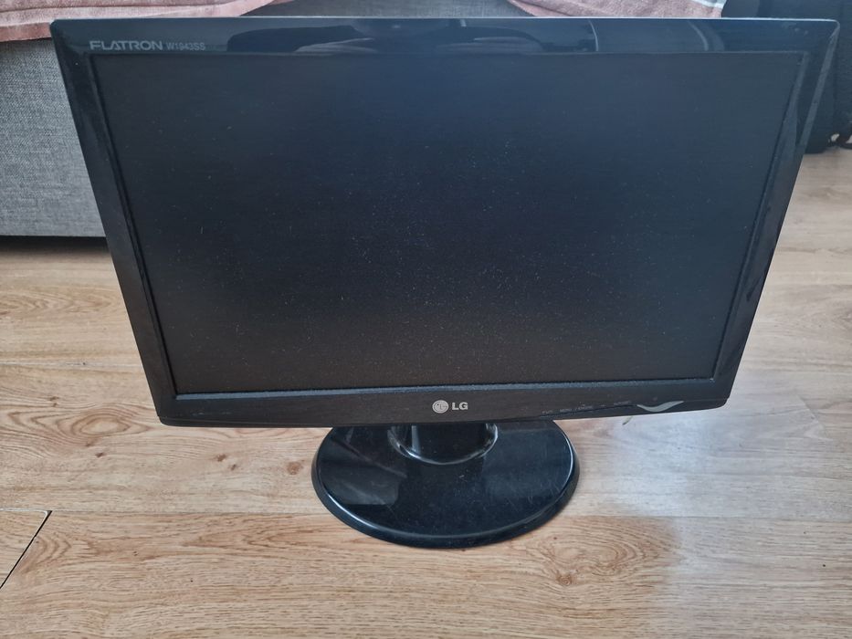 Monitor LG 19 cali