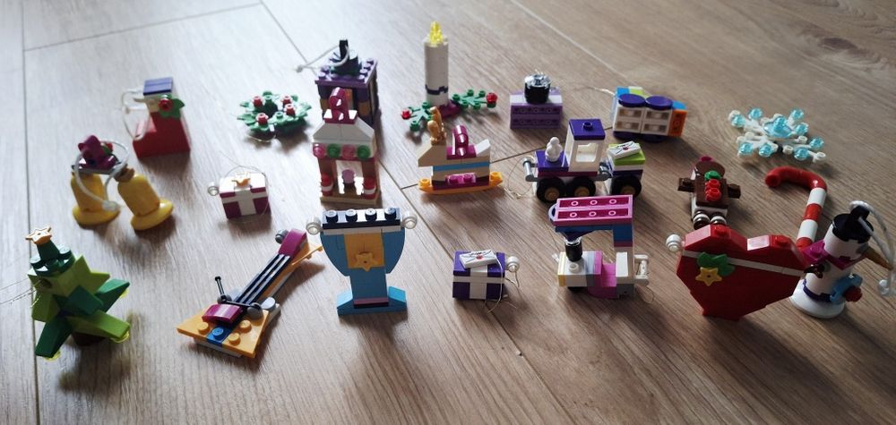 Bombki, zawieszki na choinkę Lego