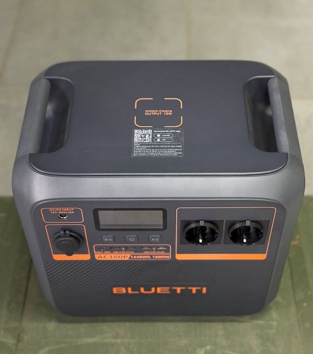 Зарядна станція Bluetti AC180P