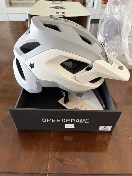 Capacete Fox speedframe 5050 NOVO