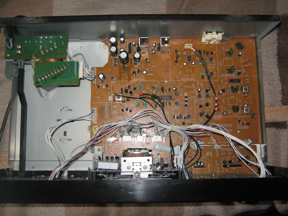 Магнитофон TEAC VC-1050 (сквозной канал)