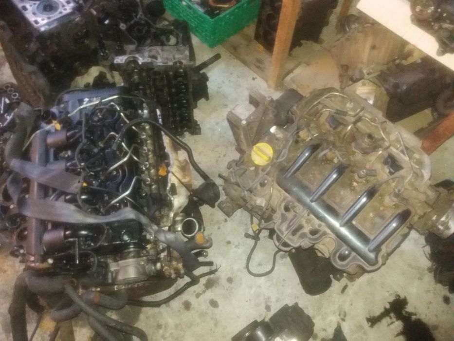 Поршні Шатуни Рено Мастер Трафік Спрінтер Лагуна Еспейс 2.2 -2.3 -2.5