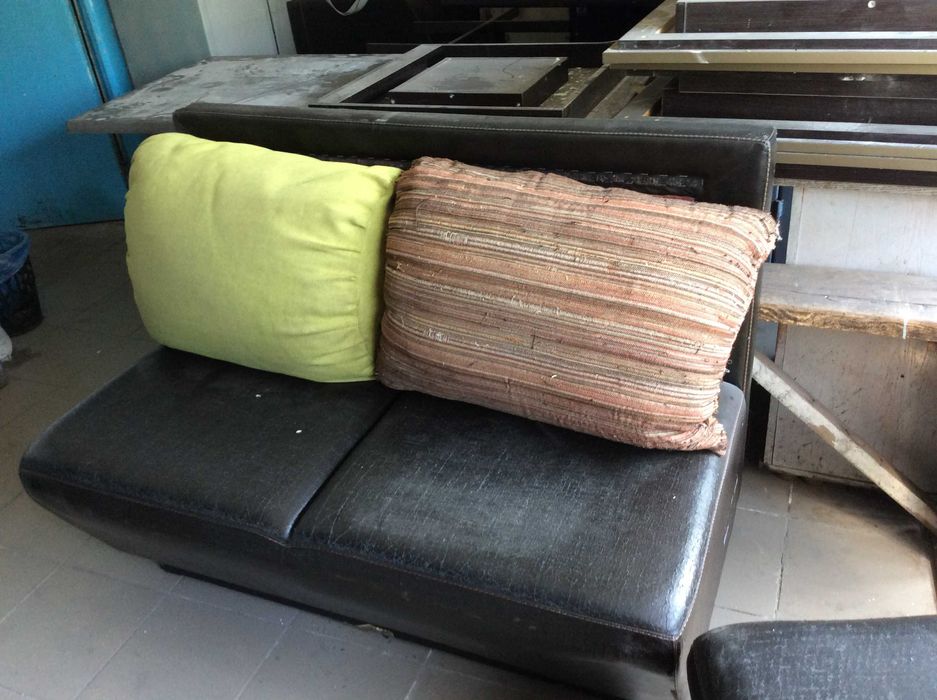 Продам мебель для кафе б/у