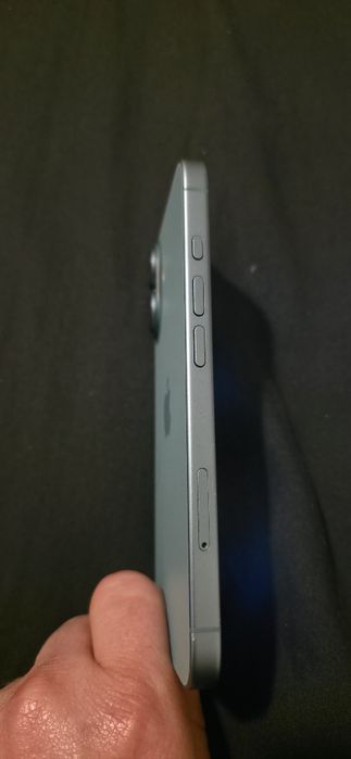 Iphone 16 не ловить сіть