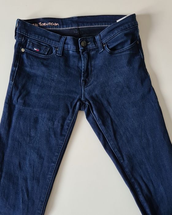 Tommy Hilfiger 26x32 skinny damskie jeansy granatowe rurki XS