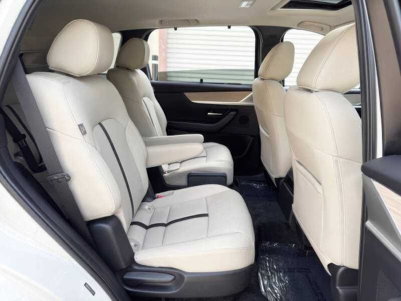 2024 Mazda CX-90 Plug-in Hybrid Preferred